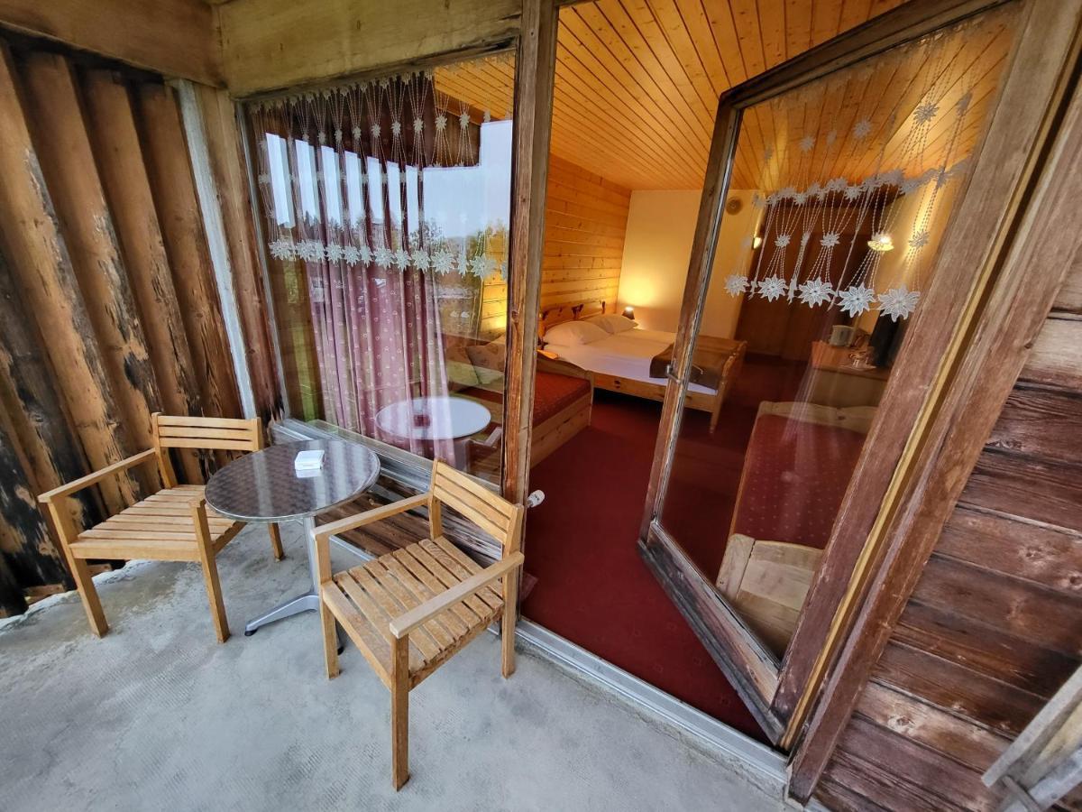 Hotel La Tour D'Ai Leysin Esterno foto